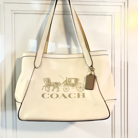 Beautiful Coach Large White purse handBag Tote
Horse and Carriage - Picture 1 of 10
